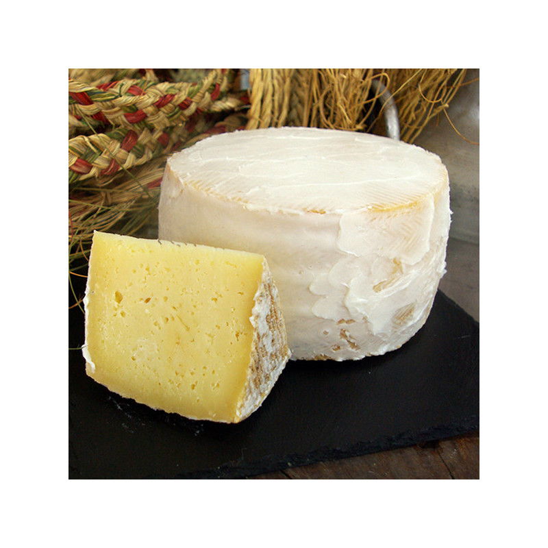 QUESO PURO DE OVEJA CURADO EN MANTECA CUÑA 800GR